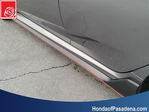 Certified 2018 Honda Civic Type R image 31