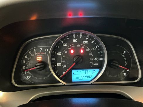 Used 2013 Toyota RAV4 LE AWD/4WD image 19