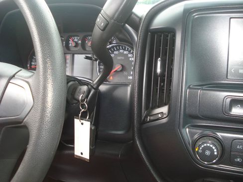Used 2017 Chevrolet Silverado 1500 W/T w/ WT Fleet Convenience Package RWD image 32
