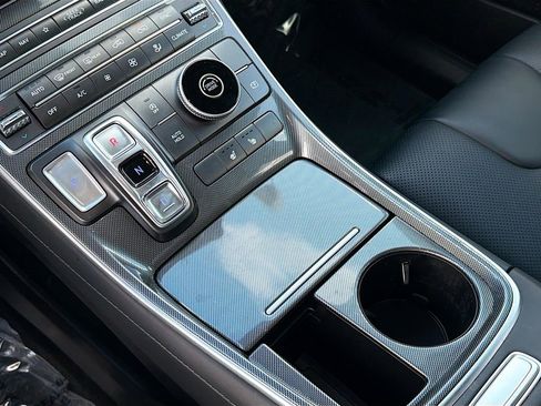 Used 2023 Hyundai Santa Fe SEL w/ Premium Package image 28