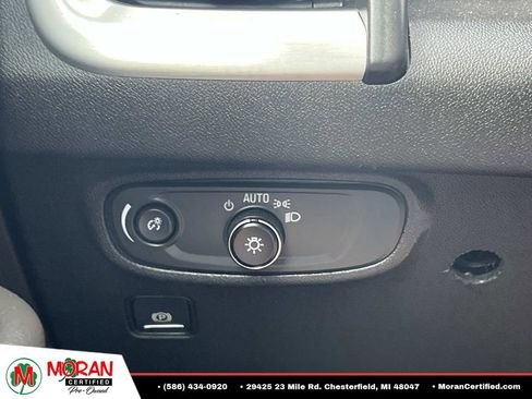Used 2020 GMC Terrain SLE AWD/4WD image 26