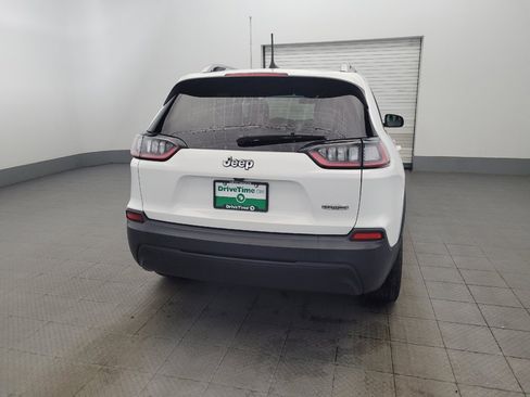 Used 2020 Jeep Cherokee Latitude FWD image 7