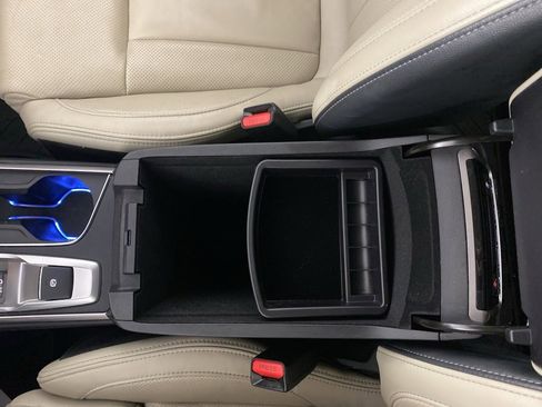 Used 2021 Subaru Ascent Limited w/ Technology Package image 12