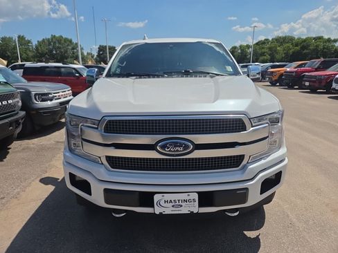 Used 2019 Ford F150 Platinum w/ Equipment Group 701A Luxury AWD/4WD image 8