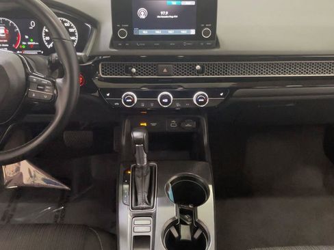 Certified 2023 Honda Civic EX image 24