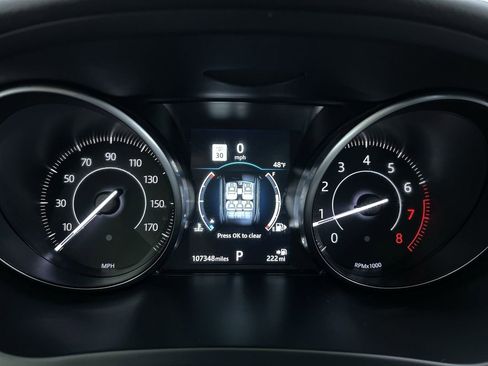 Used 2018 Jaguar E-PACE S image 20