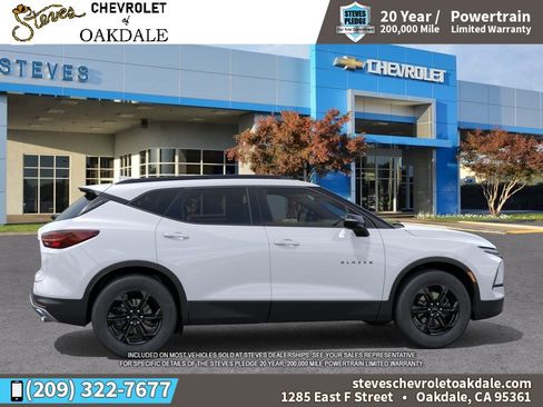 New 2026 Chevrolet Blazer LT w/ Sound & Technology Package FWD image 5