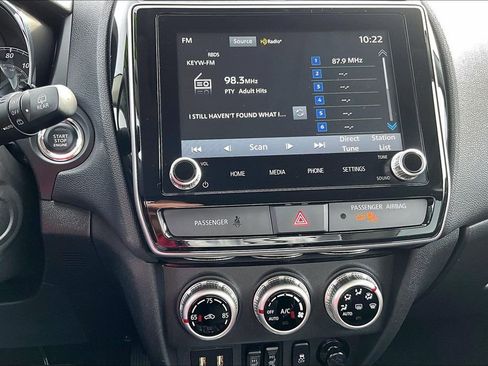 Used 2025 Mitsubishi Outlander Sport AWD image 30