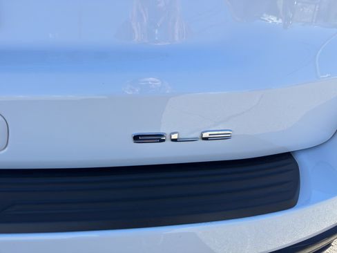 Used 2024 GMC Yukon SLE w/ Gmc Pro Safety Plus Package image 24