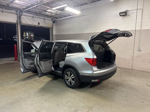 Used 2016 Honda Pilot EX-L image 12