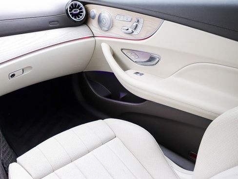 Used 2019 Mercedes-Benz E 450 Coupe image 18
