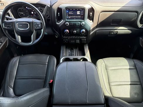 Used 2023 GMC Sierra 2500 Denali w/ Denali Ultimate Package image 11