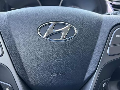 Used 2018 Hyundai Santa Fe Sport w/ 2.4L Value Package 02 FWD image 31