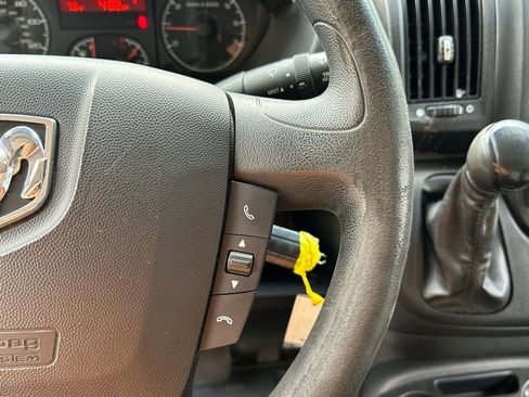 Used 2018 RAM ProMaster 2500 w/ Interior Convenience Group image 39