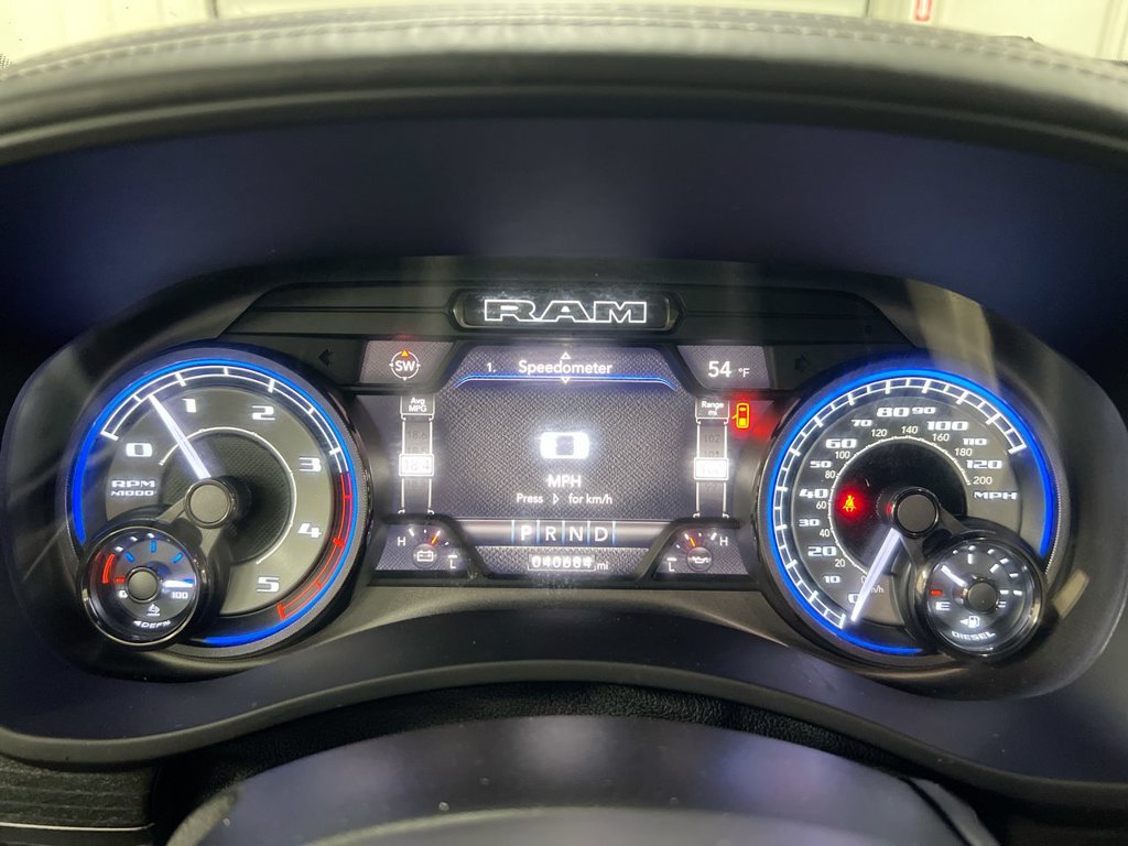 Used 2022 RAM 2500 Limited AWD/4WD image 12
