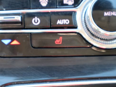 Used 2023 Lincoln Nautilus AWD w/ Premium Package image 23