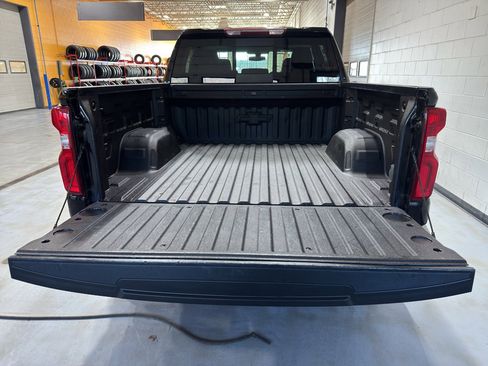 Used 2021 Chevrolet Silverado 1500 RST w/ Convenience Package II image 24