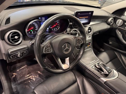 Used 2017 Mercedes-Benz C 300 4MATIC Sedan image 17