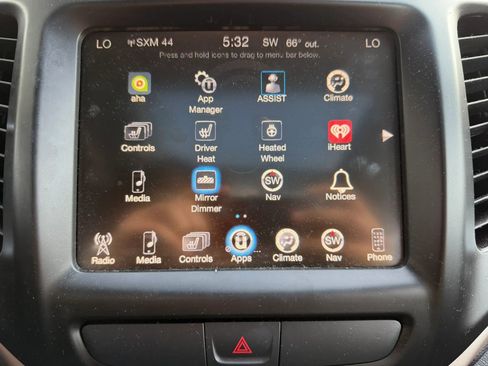 Used 2017 Jeep Cherokee Limited AWD/4WD image 15