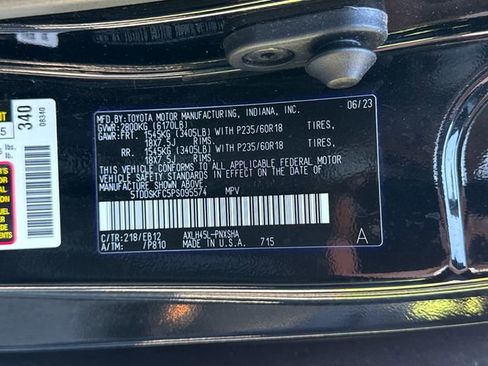 Used 2023 Toyota Sienna XSE w/ XSE Plus Package AWD/4WD image 20