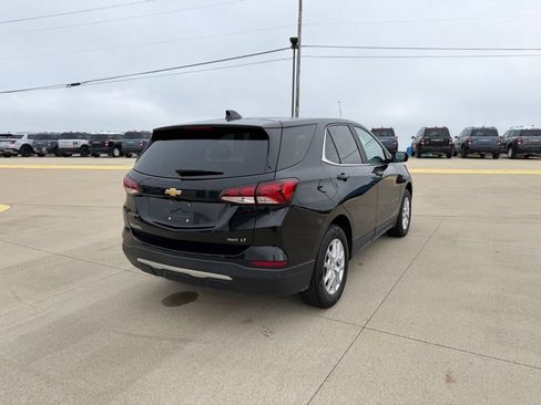 Used 2024 Chevrolet Equinox LT AWD/4WD image 5