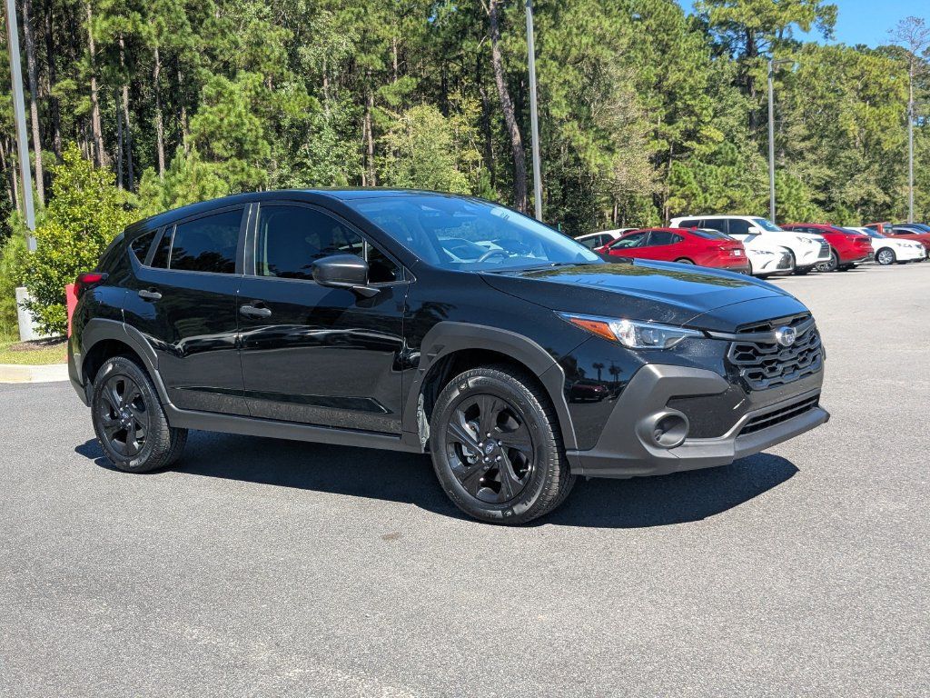 Used 2025 Subaru Crosstrek 2.0i AWD/4WD image 2