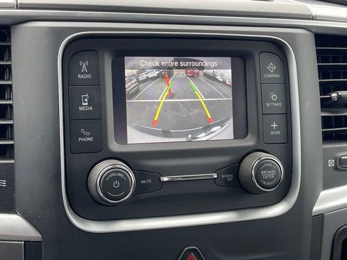 Used 2023 RAM 1500 Classic SLT image 22