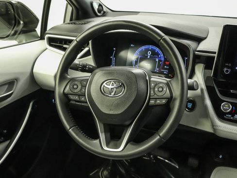 Used 2023 Toyota Corolla XSE FWD image 14