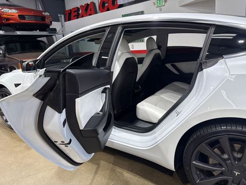 Used 2020 Tesla Model 3 Performance AWD/4WD image 98