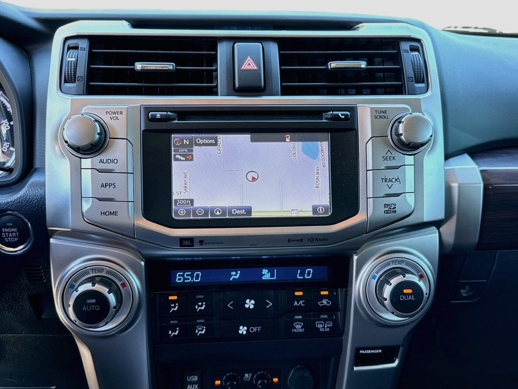 Used 2018 Toyota 4Runner Limited AWD/4WD image 32