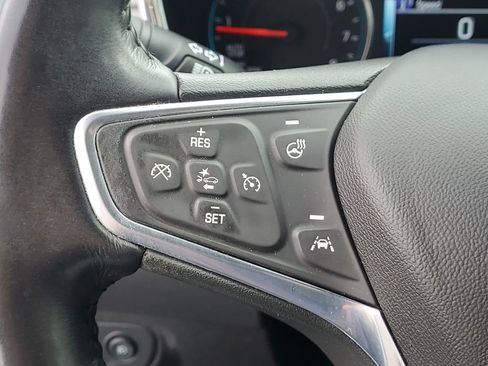 Used 2018 Chevrolet Equinox Premier AWD/4WD image 9