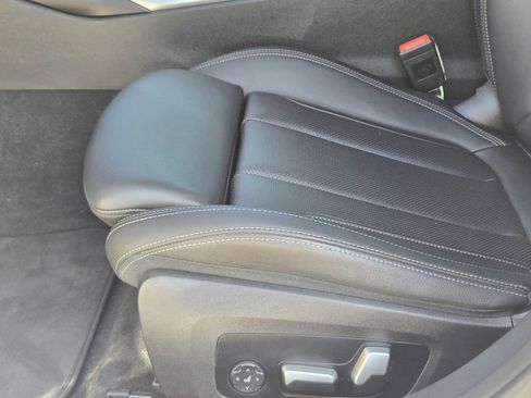 Used 2023 BMW 330i Sedan w/ Premium Package RWD image 22