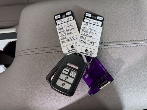 Used 2017 Honda Accord EX-L image 34