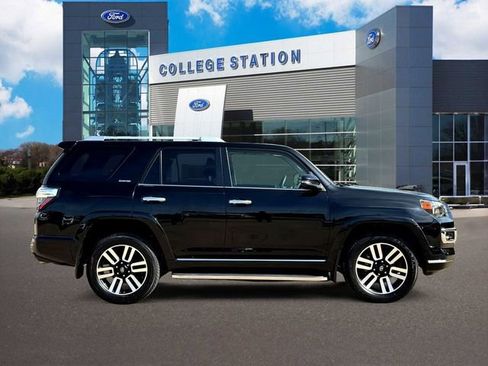 Used 2024 Toyota 4Runner Limited image 5