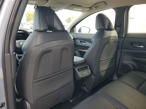 Certified 2025 Nissan Ariya FWD image 13