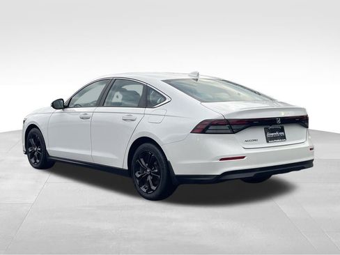 Used 2023 Honda Accord LX image 8