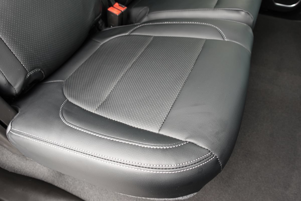 Used 2023 Chevrolet Silverado 1500 LT AWD/4WD image 29