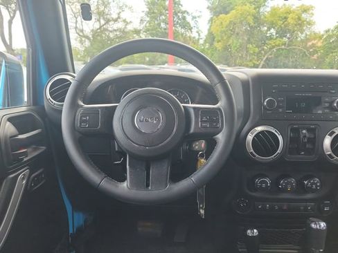 Used 2017 Jeep Wrangler Unlimited Sahara w/ Trailer Tow Group AWD/4WD image 14