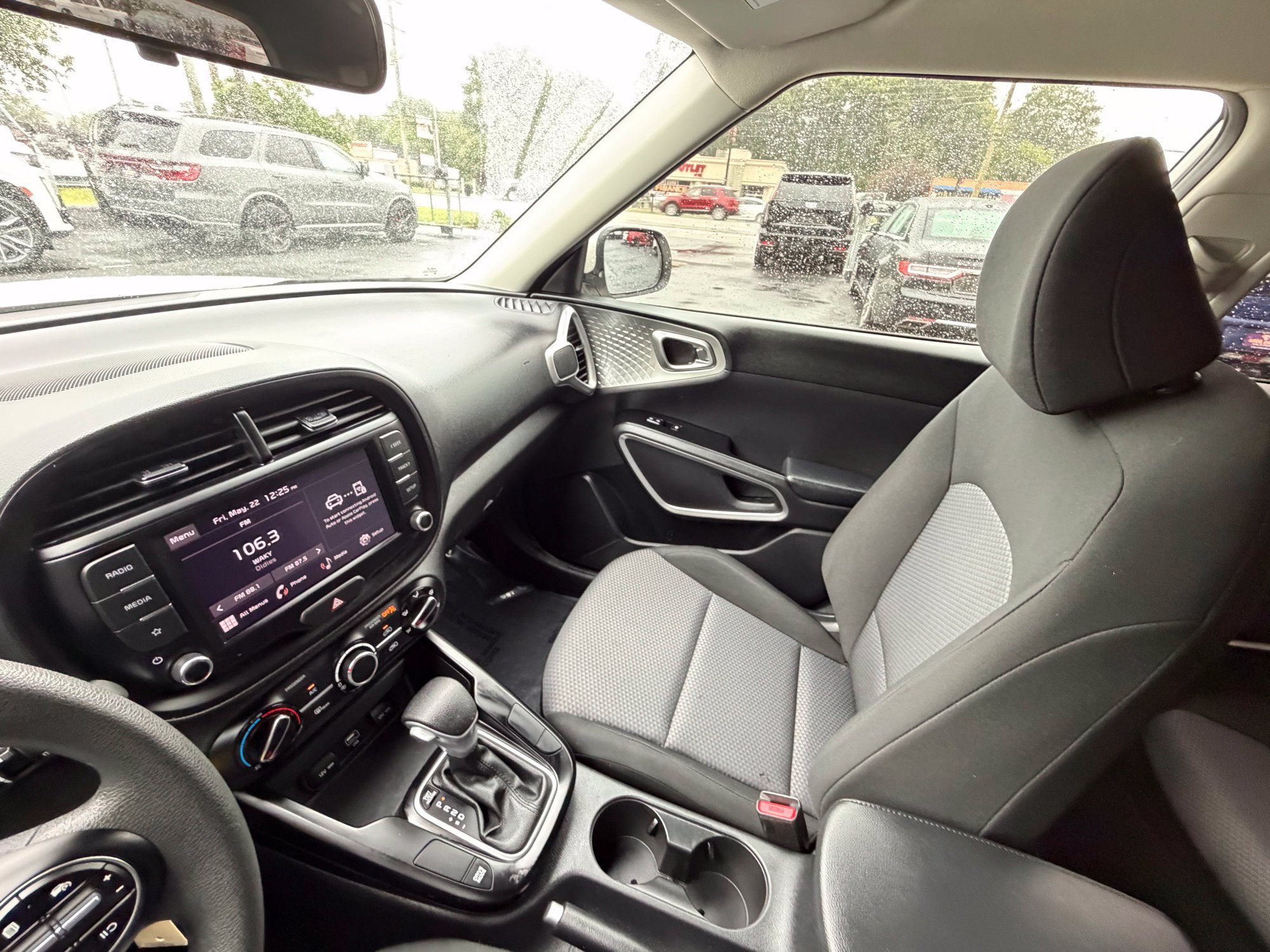 Used 2023 Kia Soul LX FWD image 20