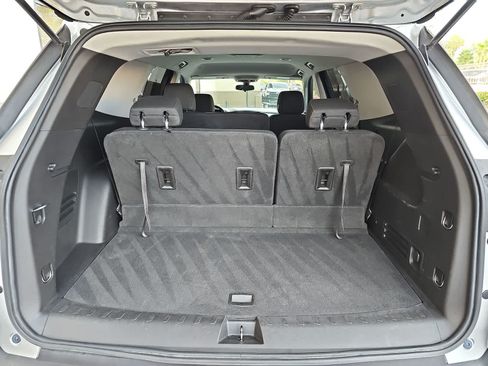 Used 2021 Chevrolet Traverse LS w/ LPO, Cargo Package FWD image 23