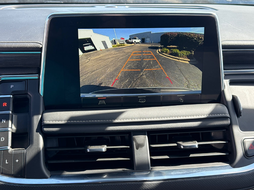 Used 2024 GMC Yukon SLT w/ Max Trailering Package AWD/4WD image 22