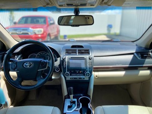 Used 2013 Toyota Camry XLE FWD image 26