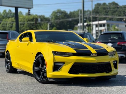Used 2017 Chevrolet Camaro SS image 7