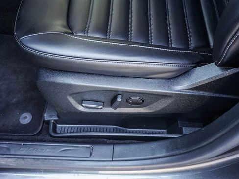 Used 2020 Ford Edge SEL w/ Convenience Package image 20