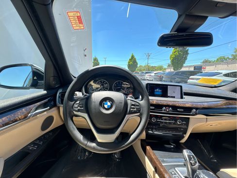 Used 2018 BMW X5 xDrive35i AWD/4WD image 18