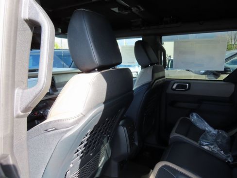 New 2025 Ford Bronco Big Bend image 16