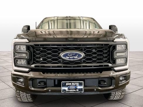 Used 2024 Ford F250 Lariat w/ Lariat Ultimate Package AWD/4WD image 3