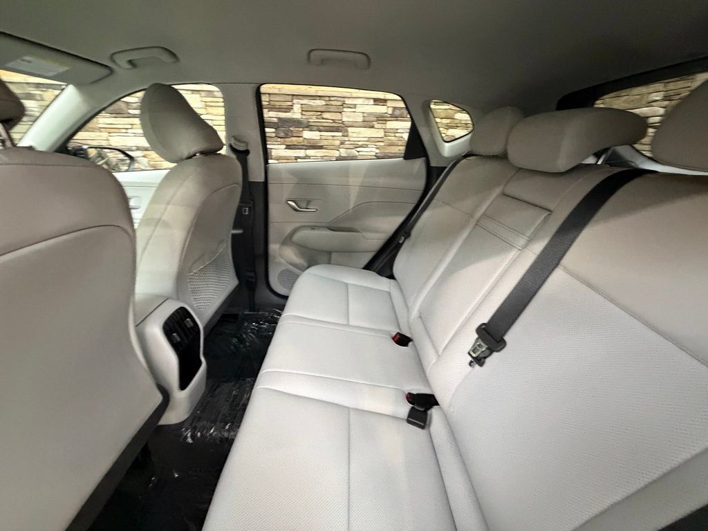 Certified 2026 Hyundai Kona SEL Premium AWD/4WD image 28