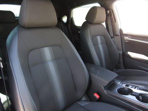 Certified 2026 Honda Civic Sport image 10
