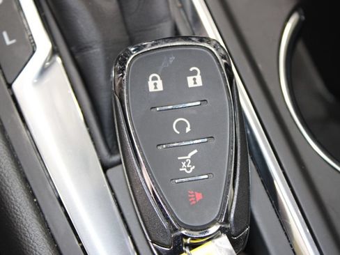 Used 2024 Chevrolet Equinox LT w/ LPO, Floor Liner Package FWD image 51